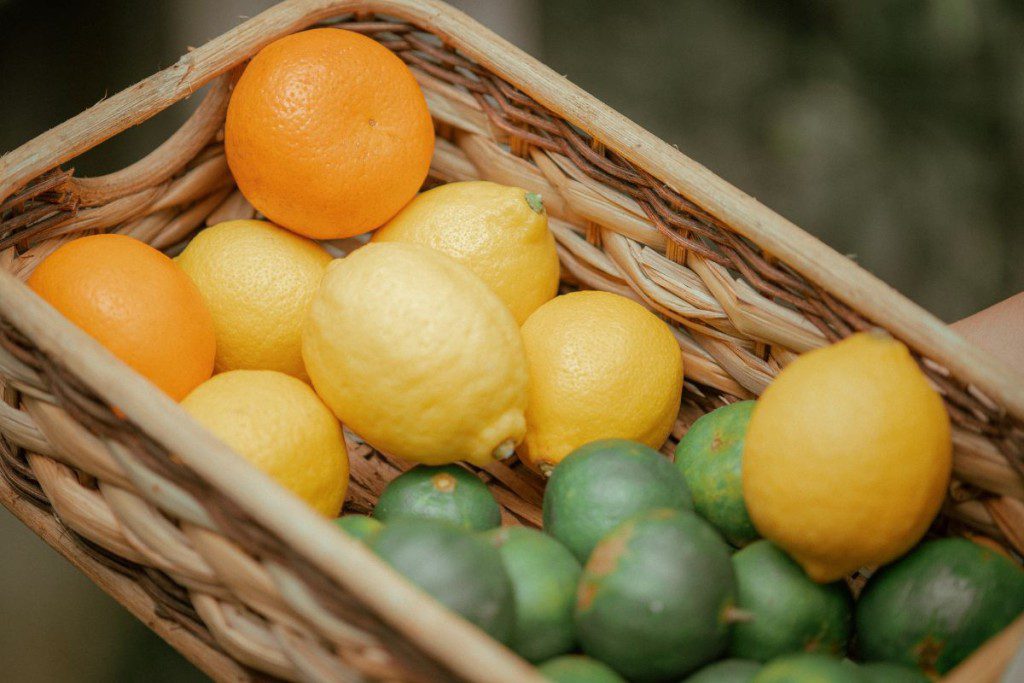 Maisto produktai sugadinsiantys jums skrandį. Citrusiniai vaisiai